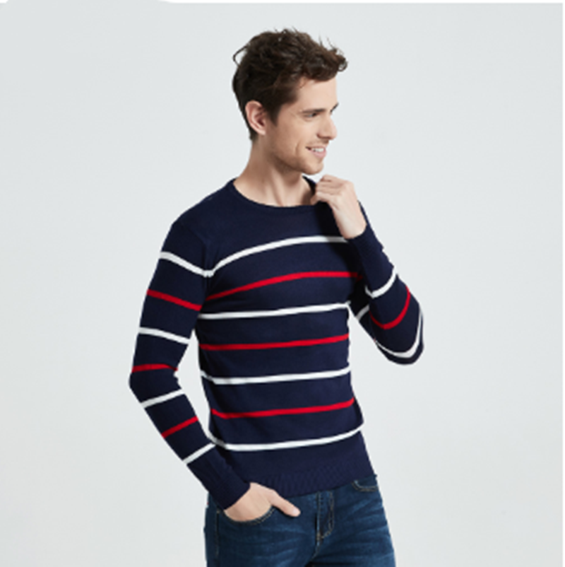 Men's Sweater Image 3