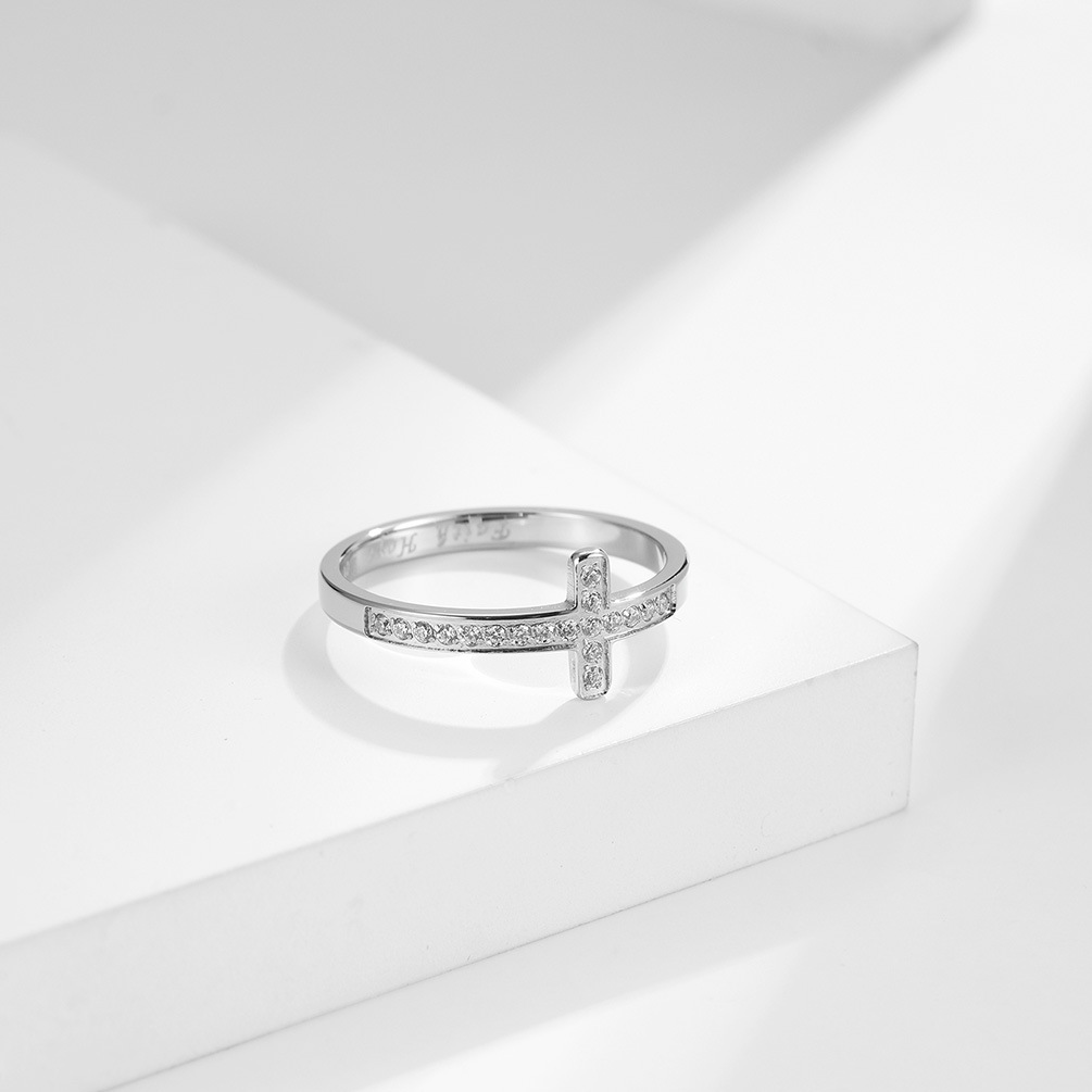 Women's Fashion Cross -studded Ring - Image 2