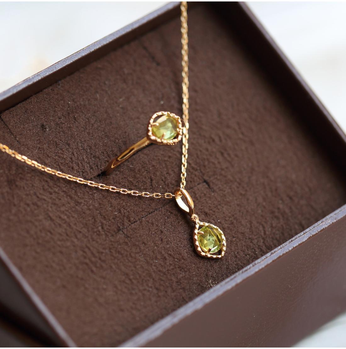 Japanese Imitation Peridot Ring Image 8