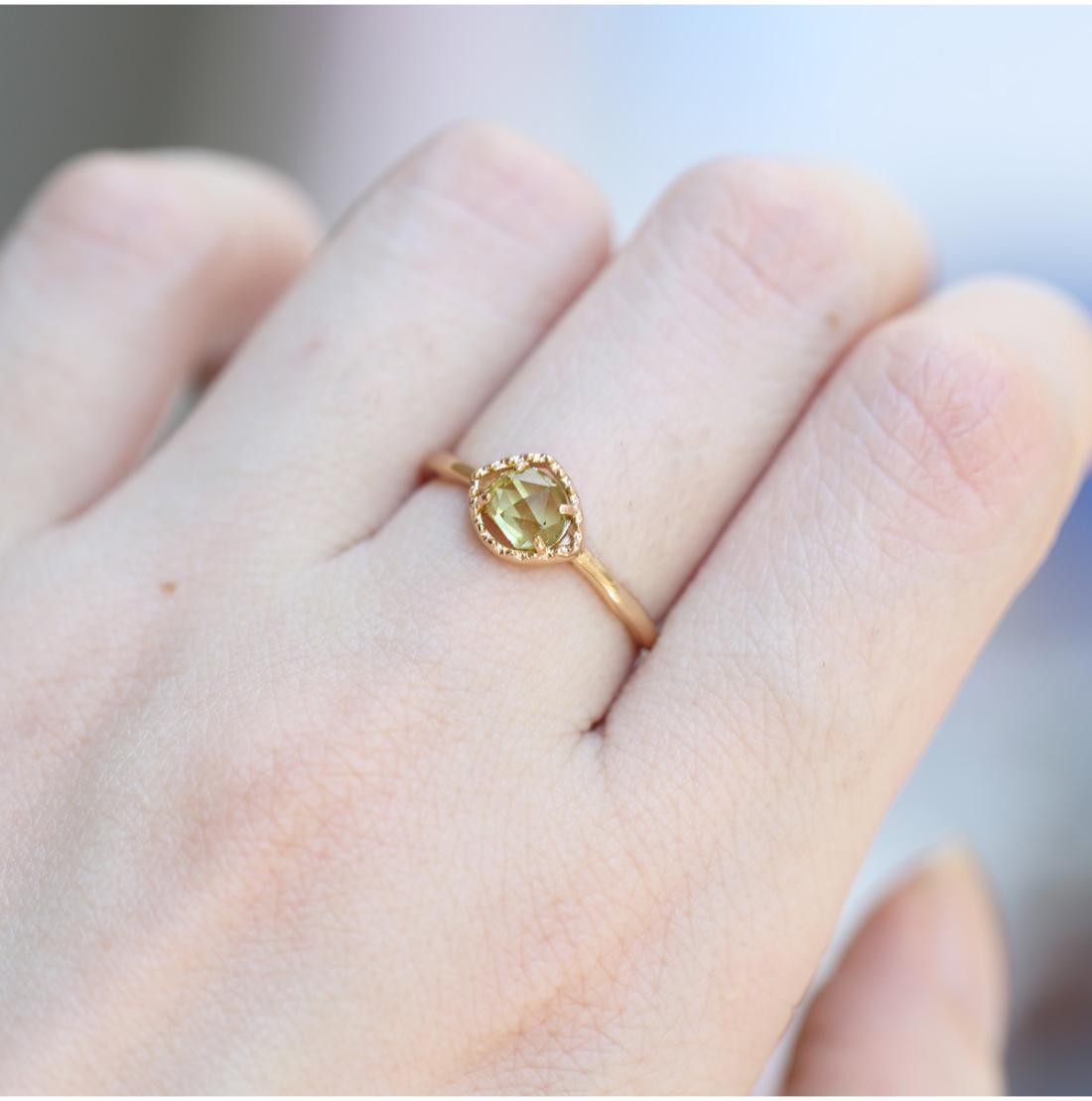 Japanese Imitation Peridot Ring Image 11