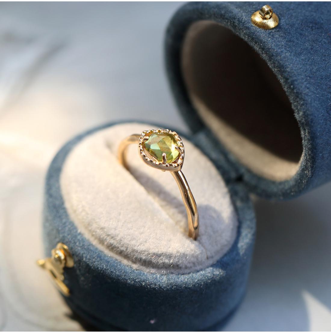 Japanese Imitation Peridot Ring Image 5