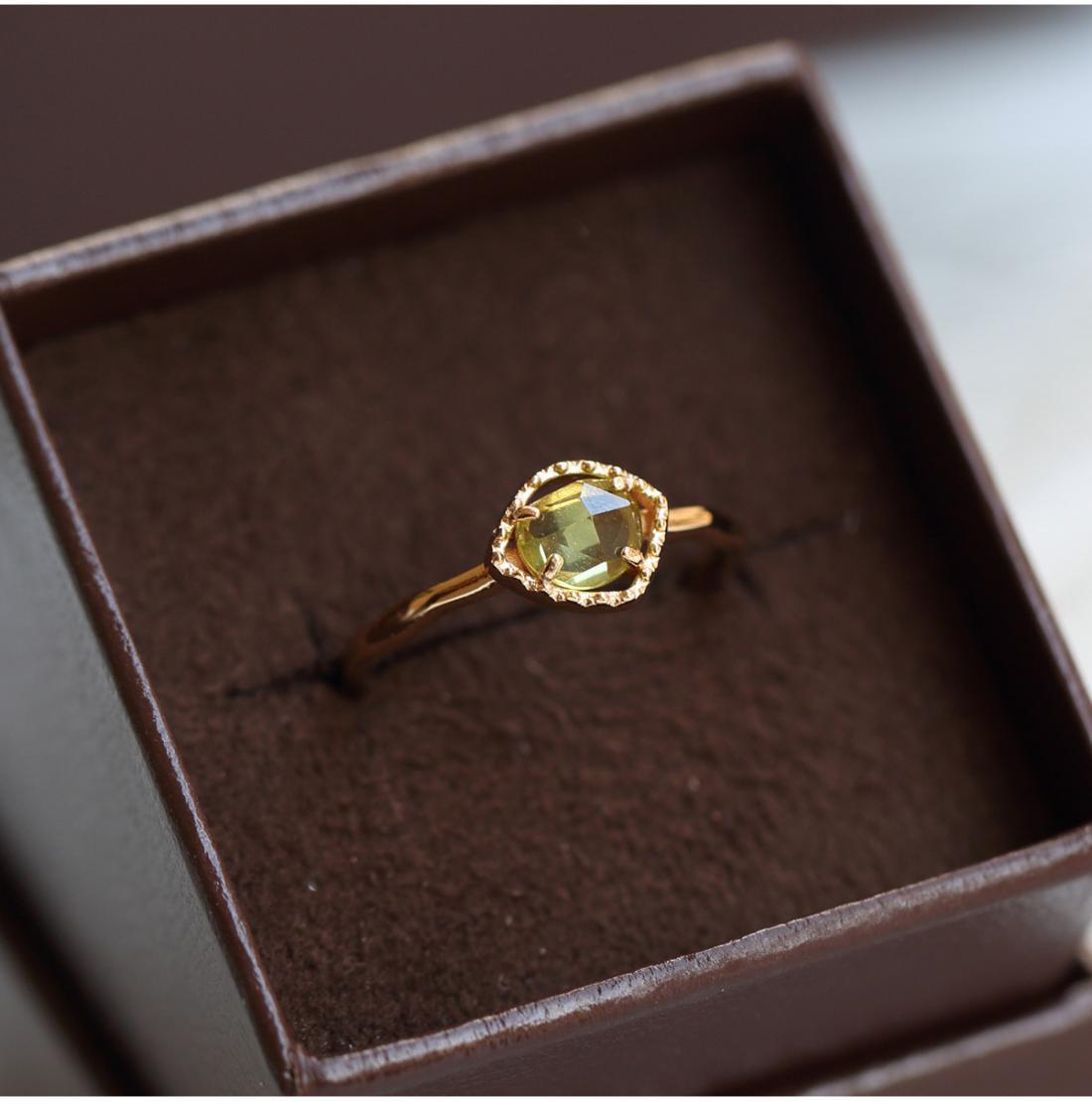 Japanese Imitation Peridot Ring Image 1