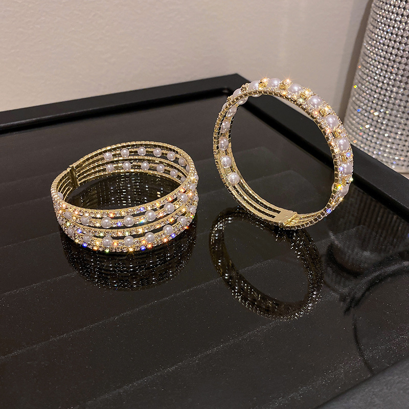 Elegant Bracelet Design