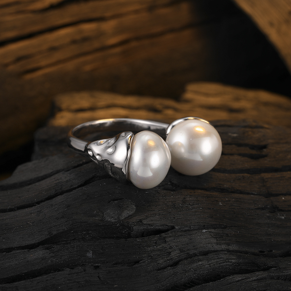 Pearl Ring Image 3