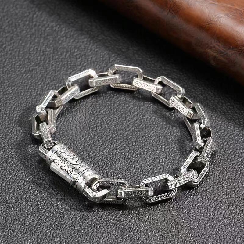 Xiangyun Chinese Style Men's Bracelet Image 3