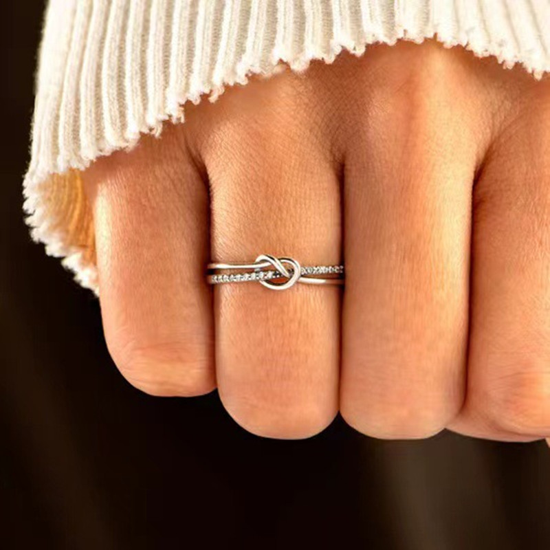 Diamond Knotted Ring Image 5