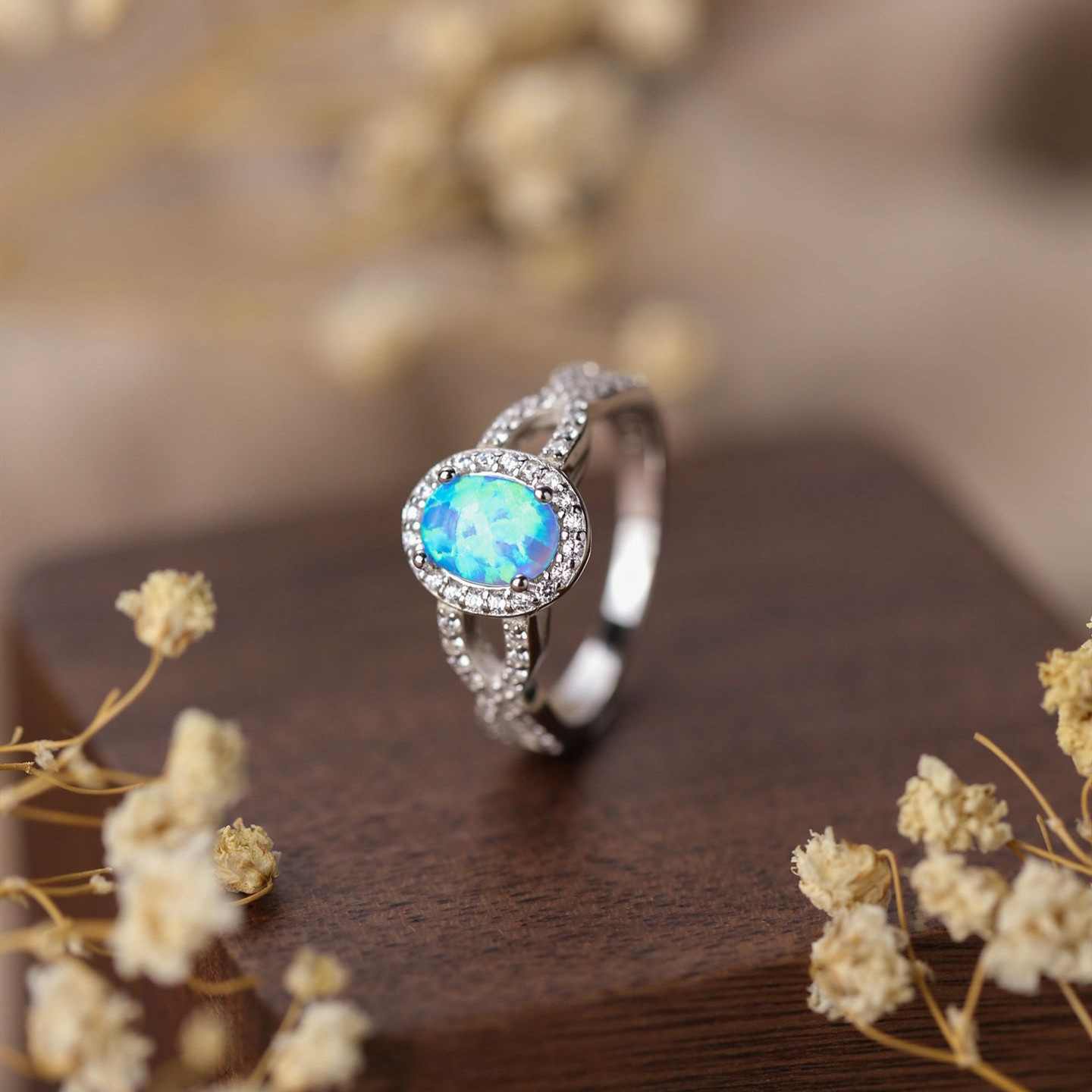 S925 Silver Egg-shaped Opal Ring Image 3