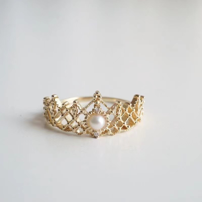Crown Shell Pearls Ring Image 2