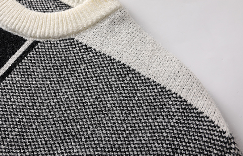 Sweater Color Variation 2