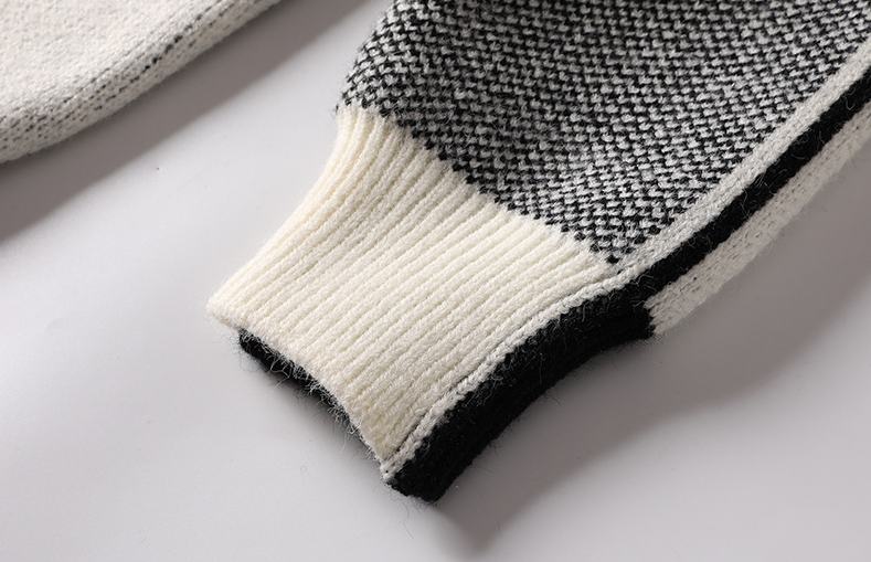 Sweater Color Variation 3