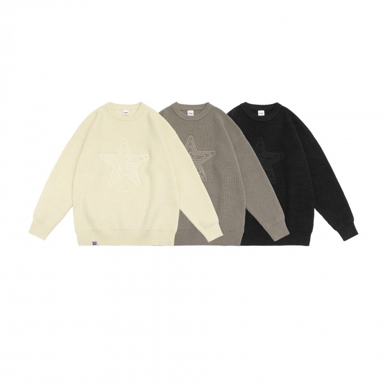 Sweater in Black Color