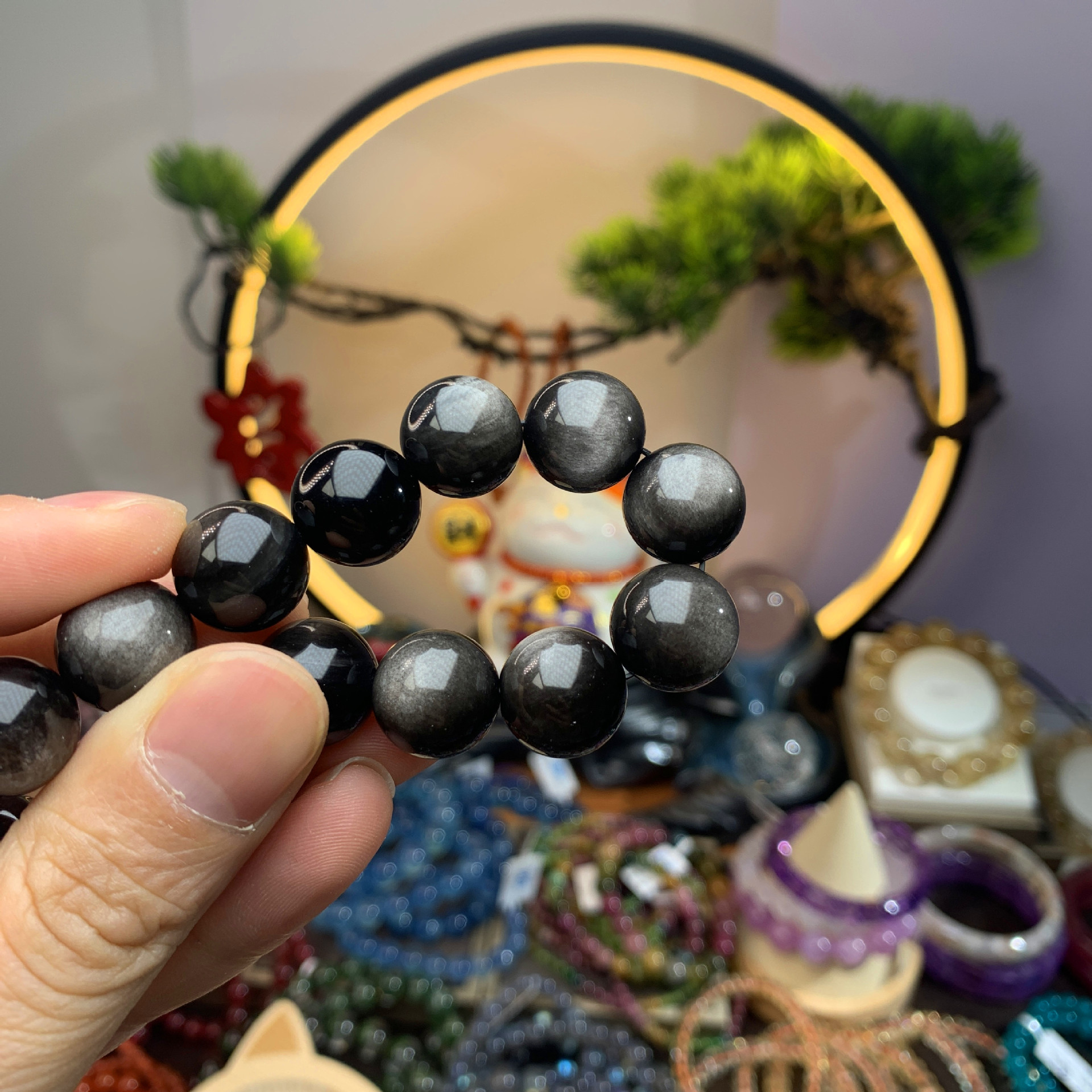 Men's Minimalist Natural Obsidian Bracelet Image 1