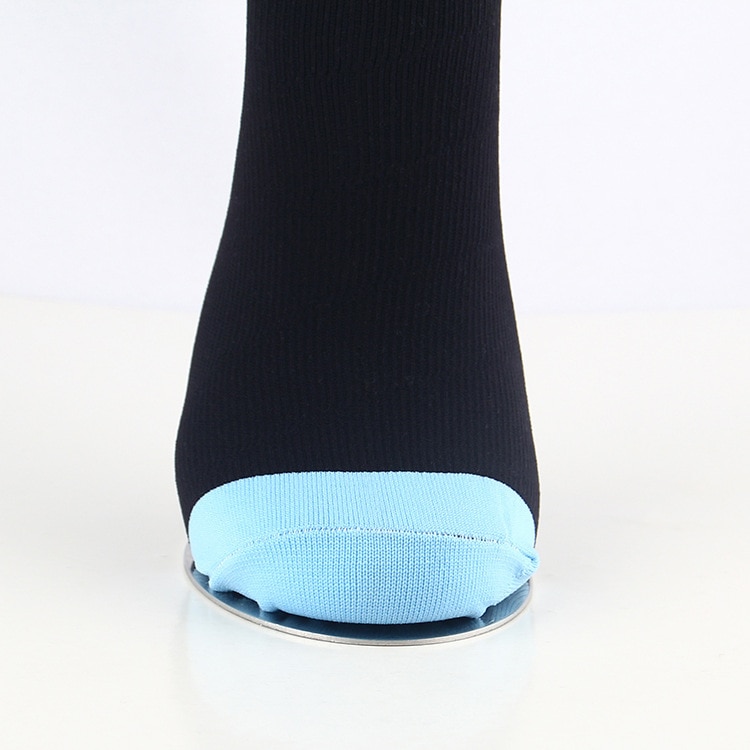 Compression Socks Image 4