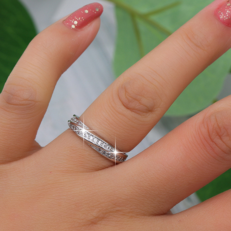 Fashionable Ring Image 5