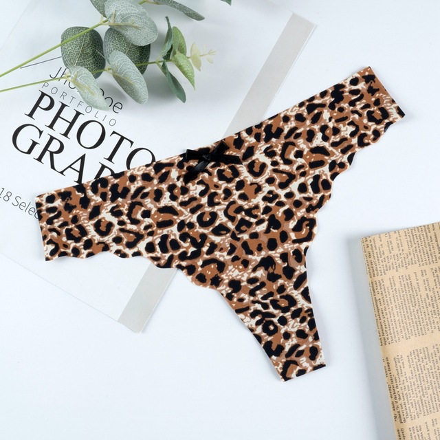 Women Thongs String Seamless Panties