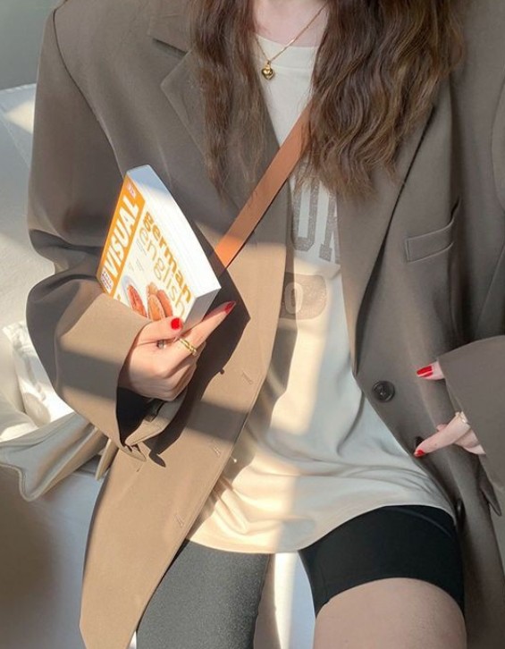 Women's Suit Jacket Image 5