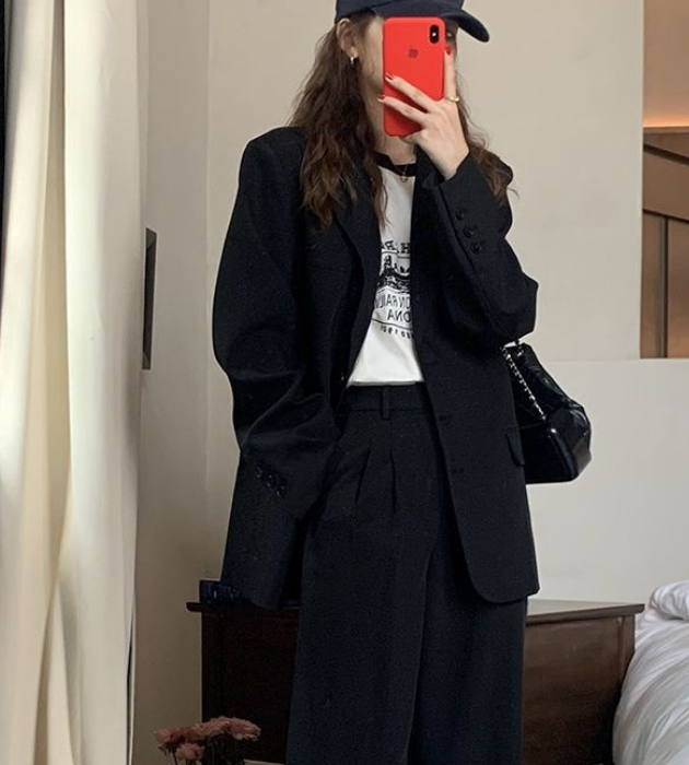 Women's Suit Jacket Image 6