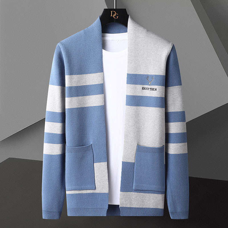 Long Sleeve Sweater Image 3