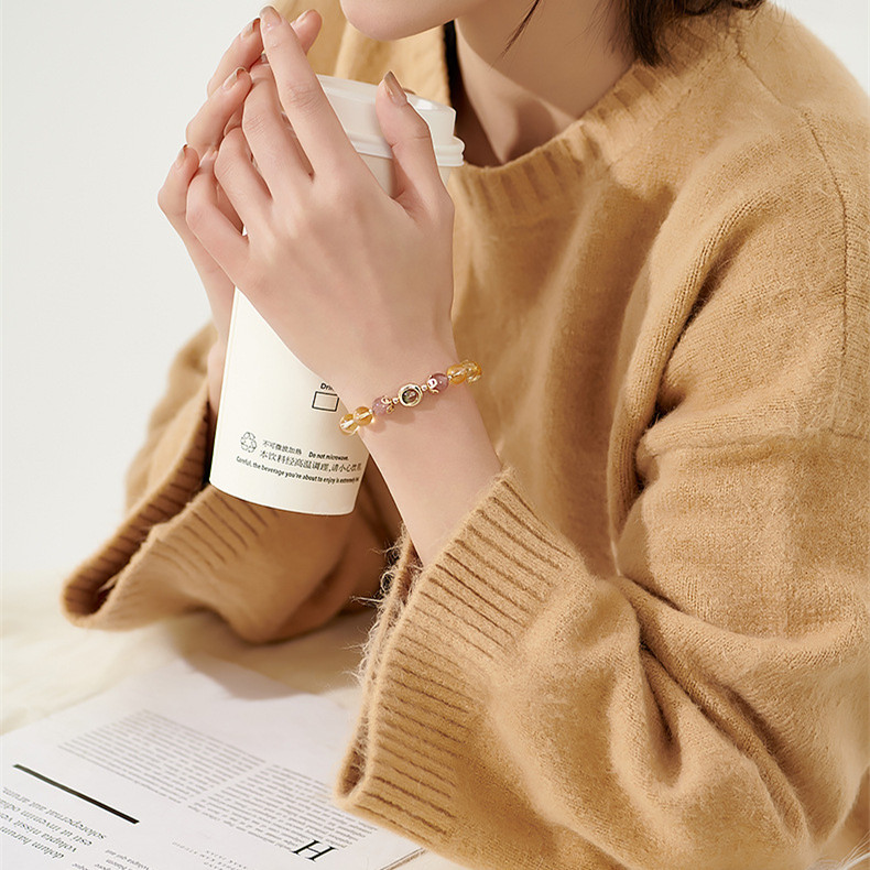 Women's Fashion Simple And Natural Gold Rutilated Quartz Bracelet 4
