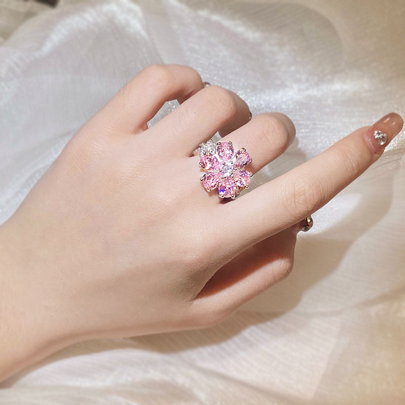 Anillo de circonita con flor de cerezo en forma de corazón 2