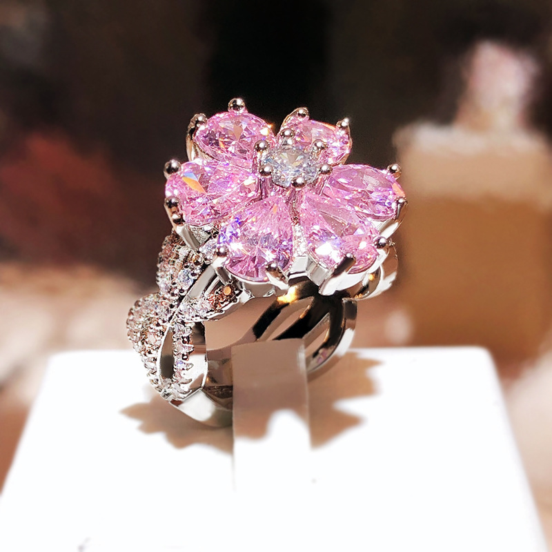 Anillo de circonita con flor de cerezo en forma de corazón 1