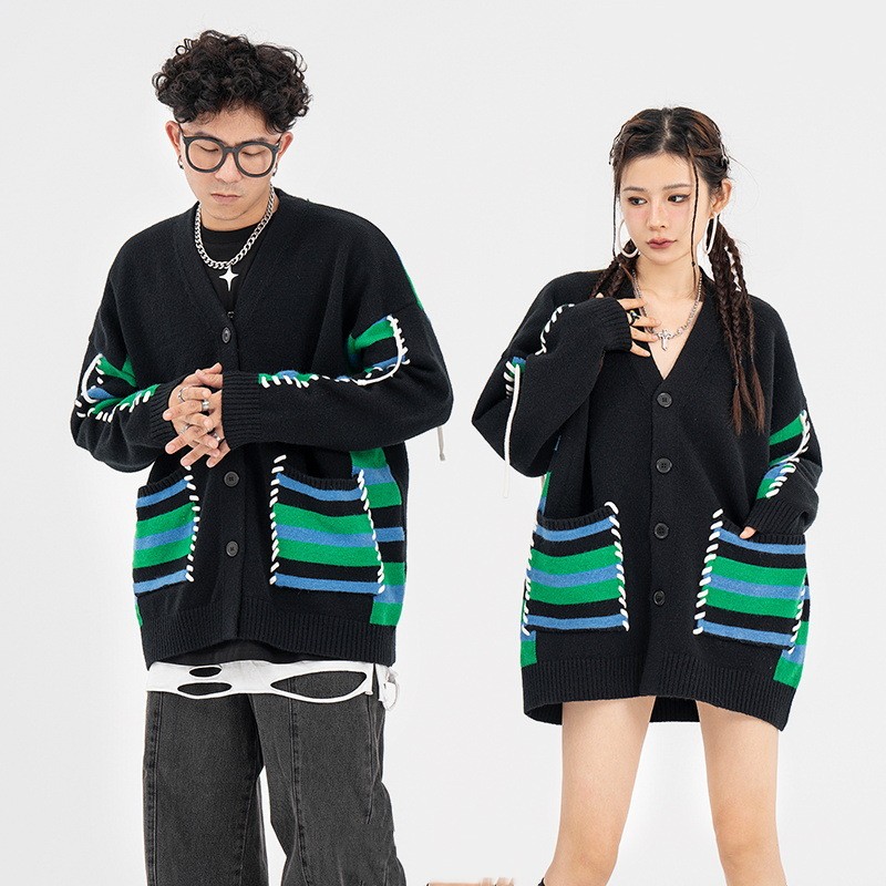 V-neck Cardigan Image 3