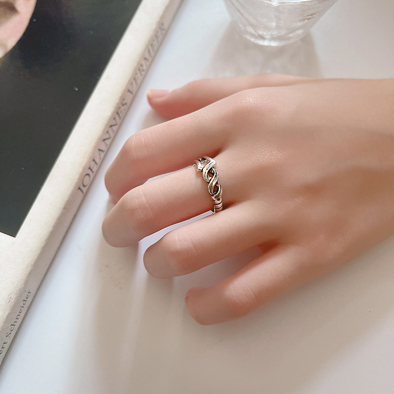 Stylish Retro Ring 4