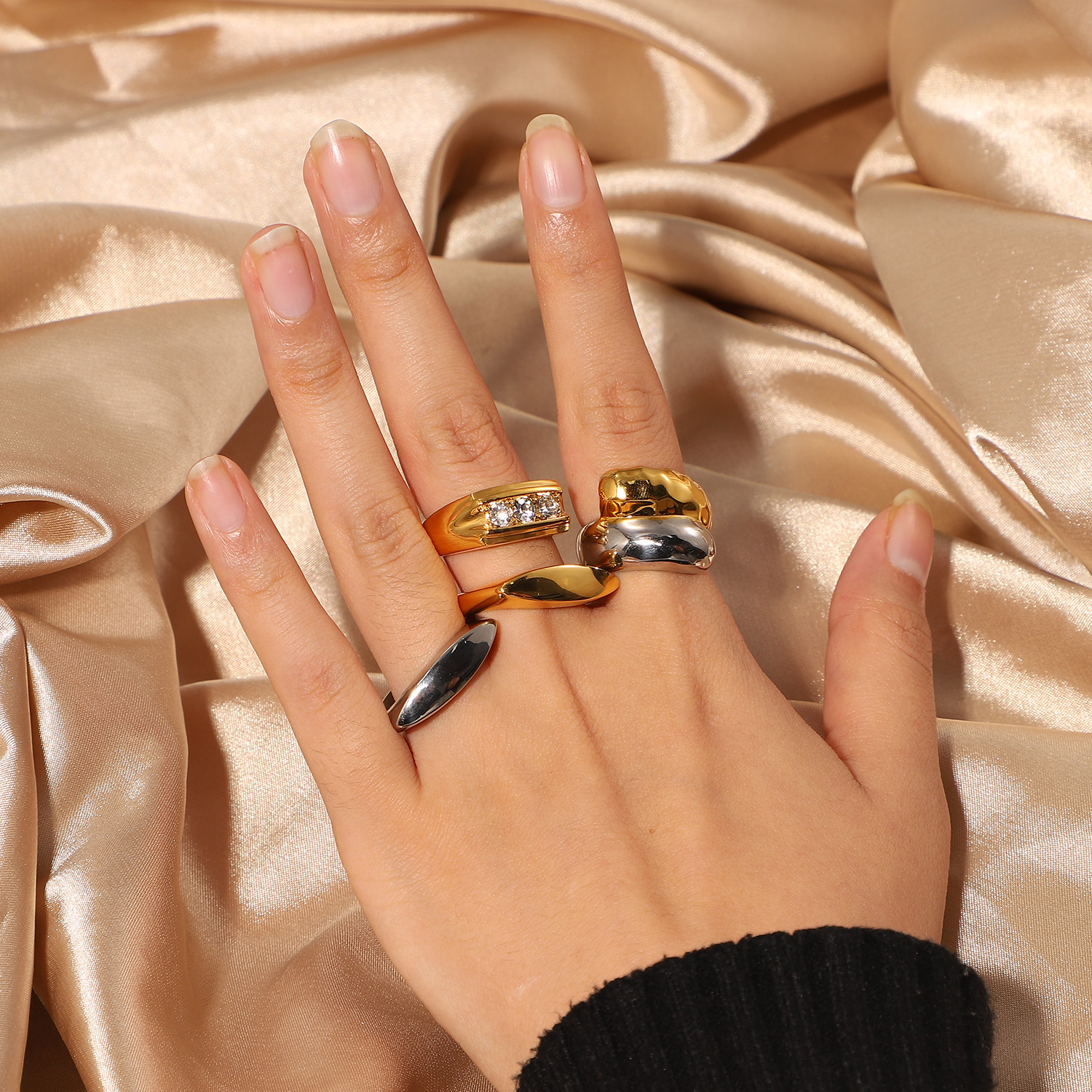 Cross Ring Image 1