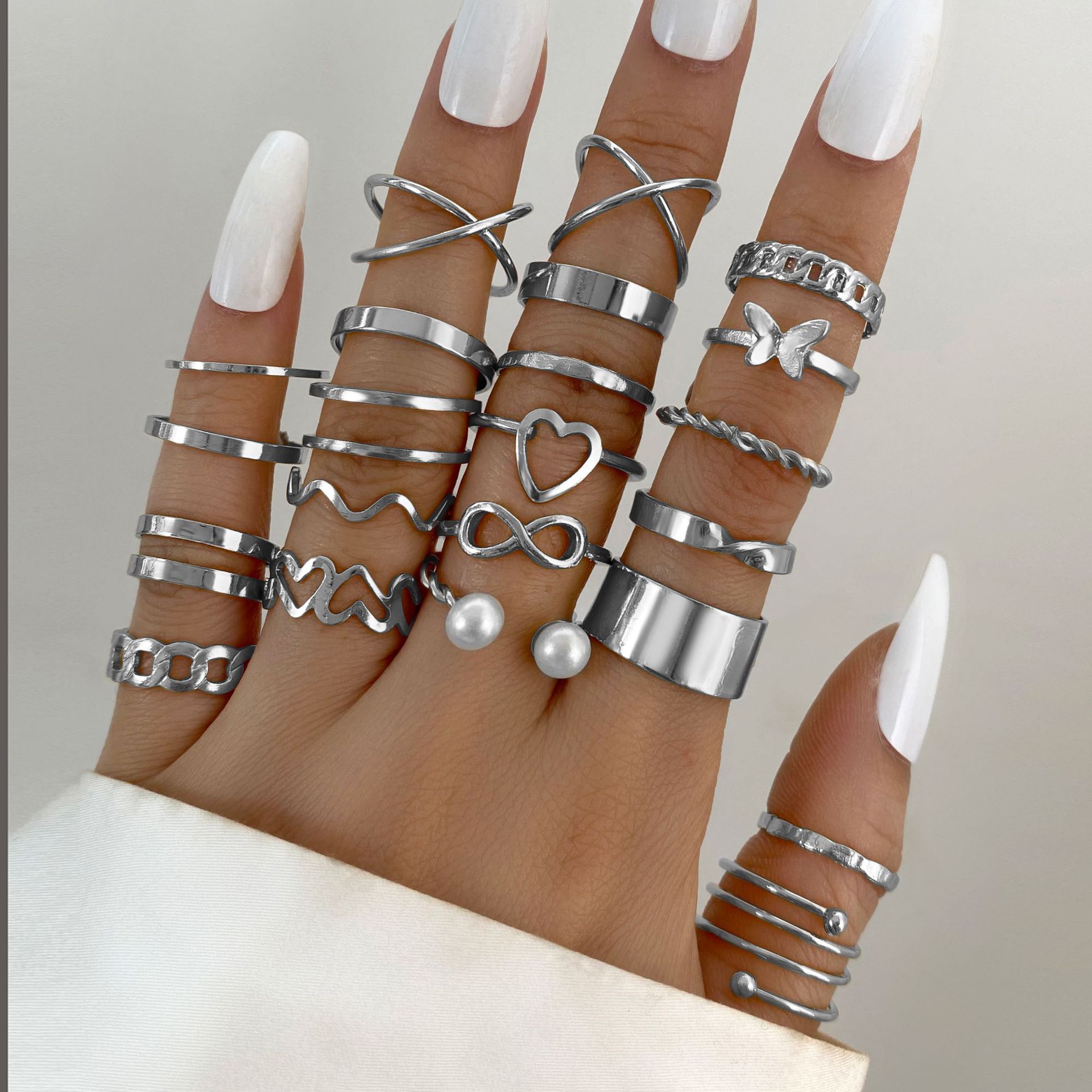 Butterfly Ring Image 2