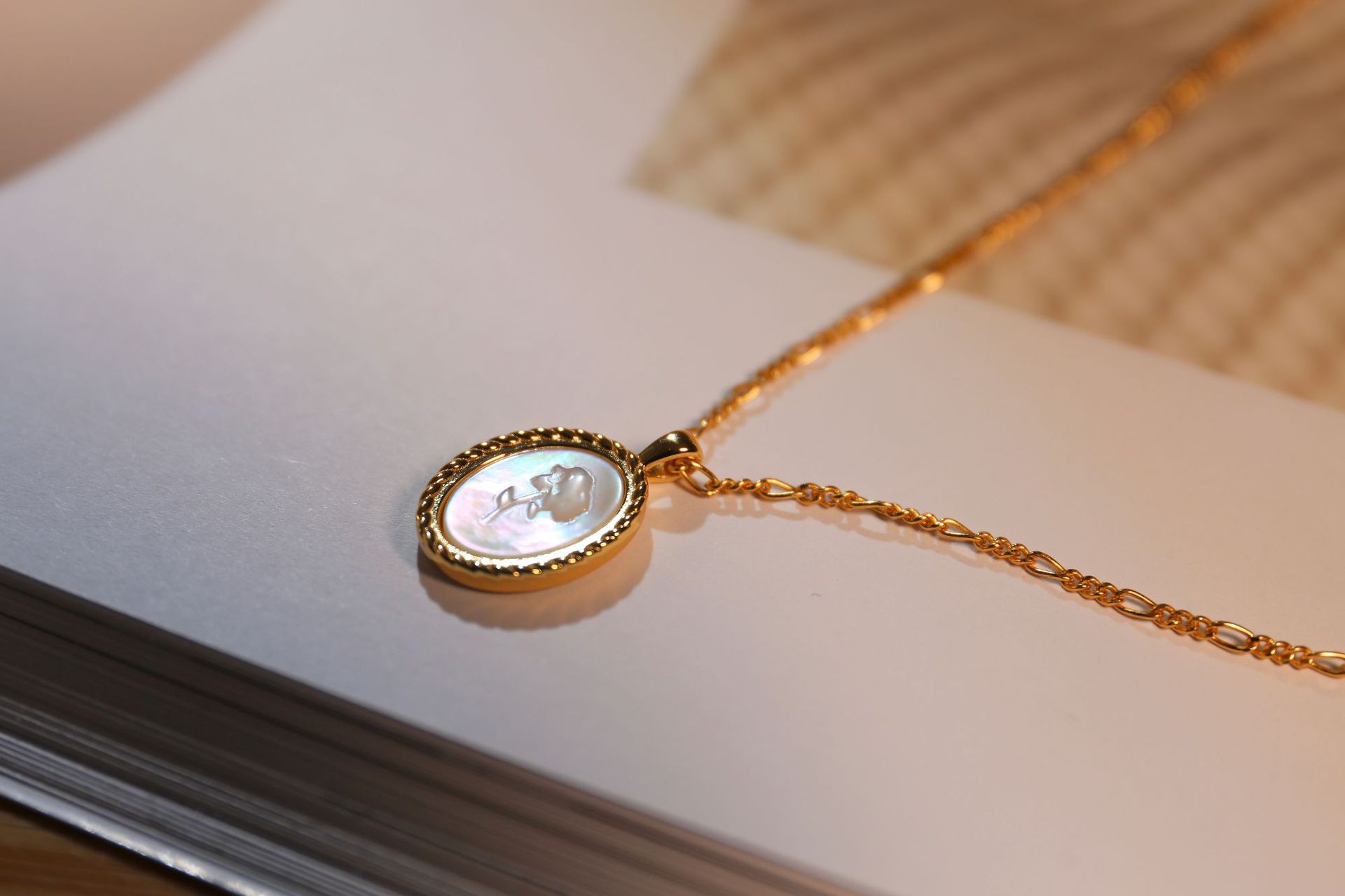 S925 Silver Plated Oval Embossed Rose Necklace Image 6