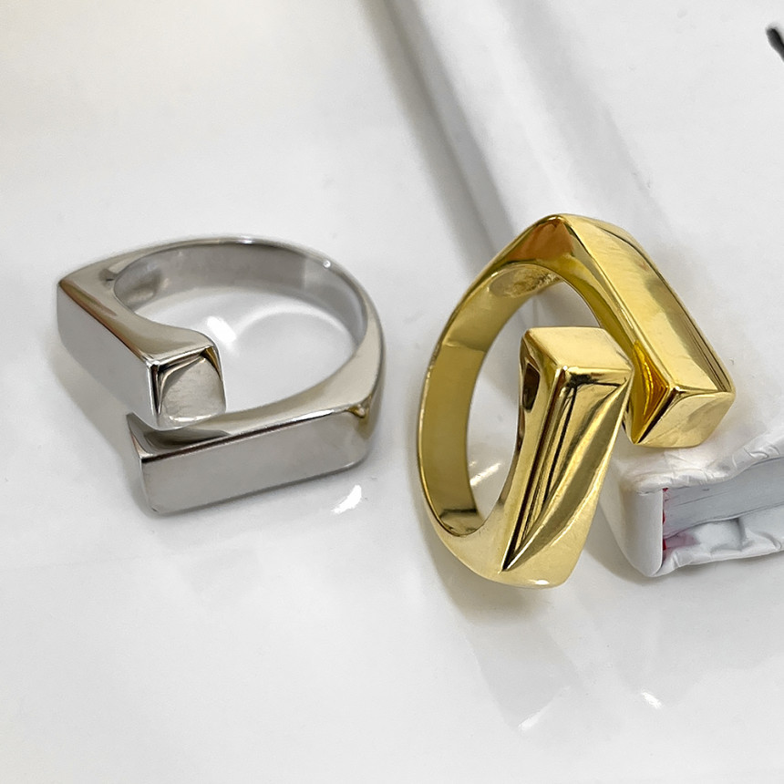 Cool Design Ring 3