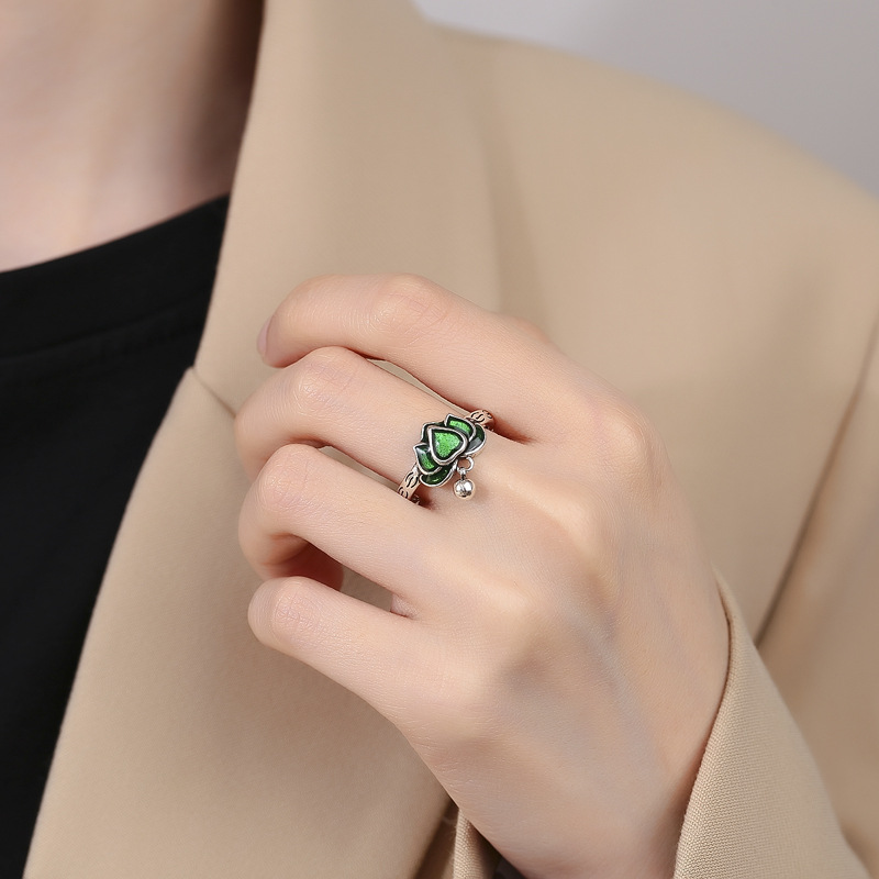 Women's S925 Sterling Silver Plated Ring - Image 1