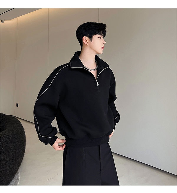 Sweater Image 5