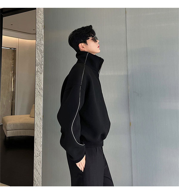 Sweater Image 6
