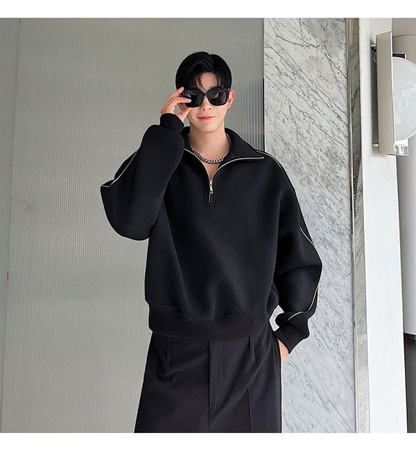 Sweater Image 4
