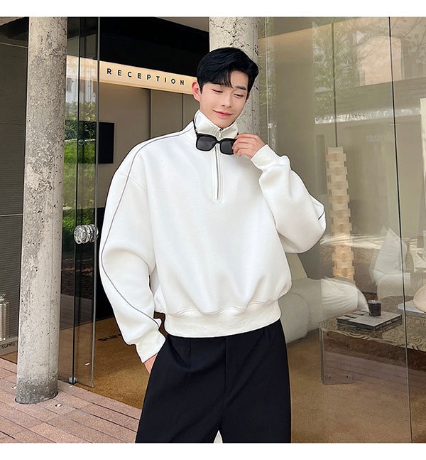 Sweater Image 17