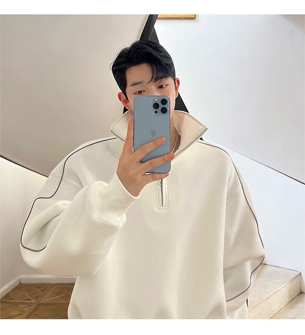 Sweater Image 12
