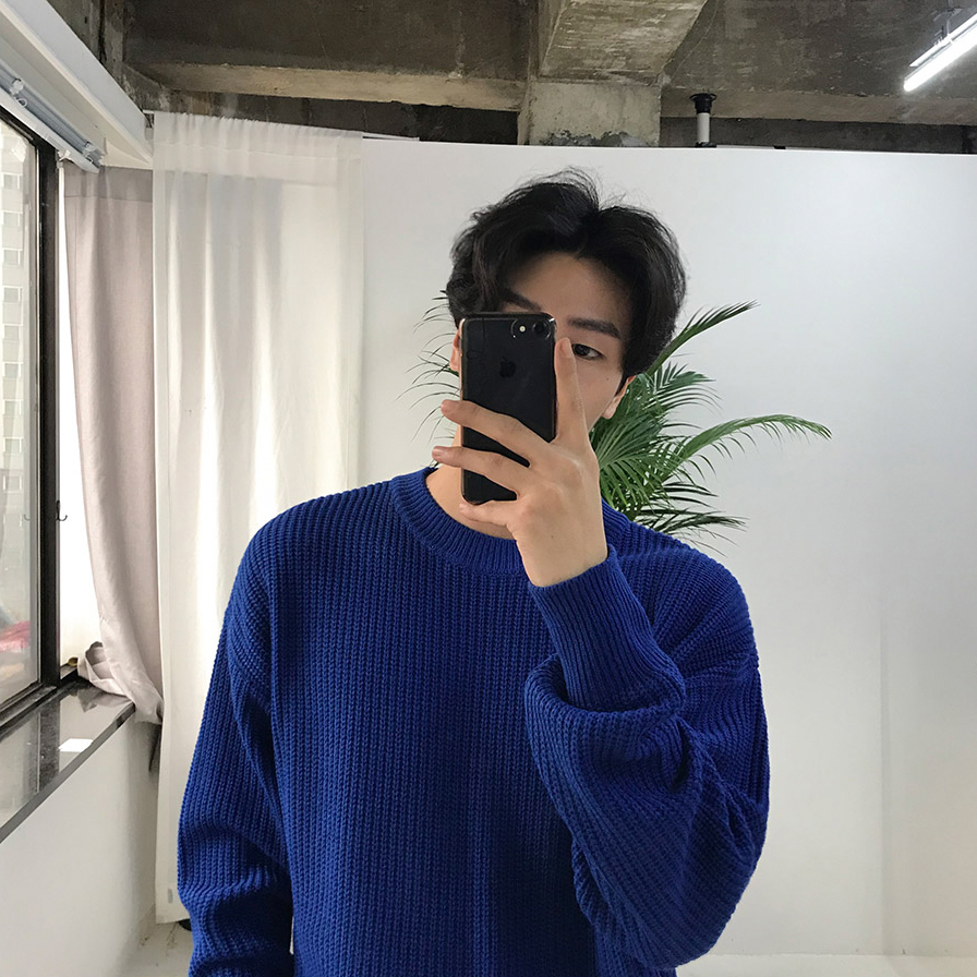 Sweater Image 7