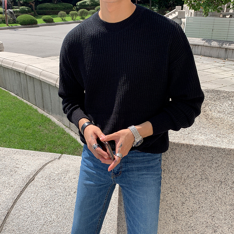 Sweater Image 2