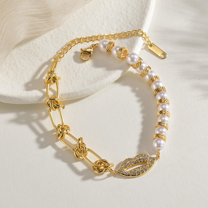 Diamond Pearl Bracelet Image 5