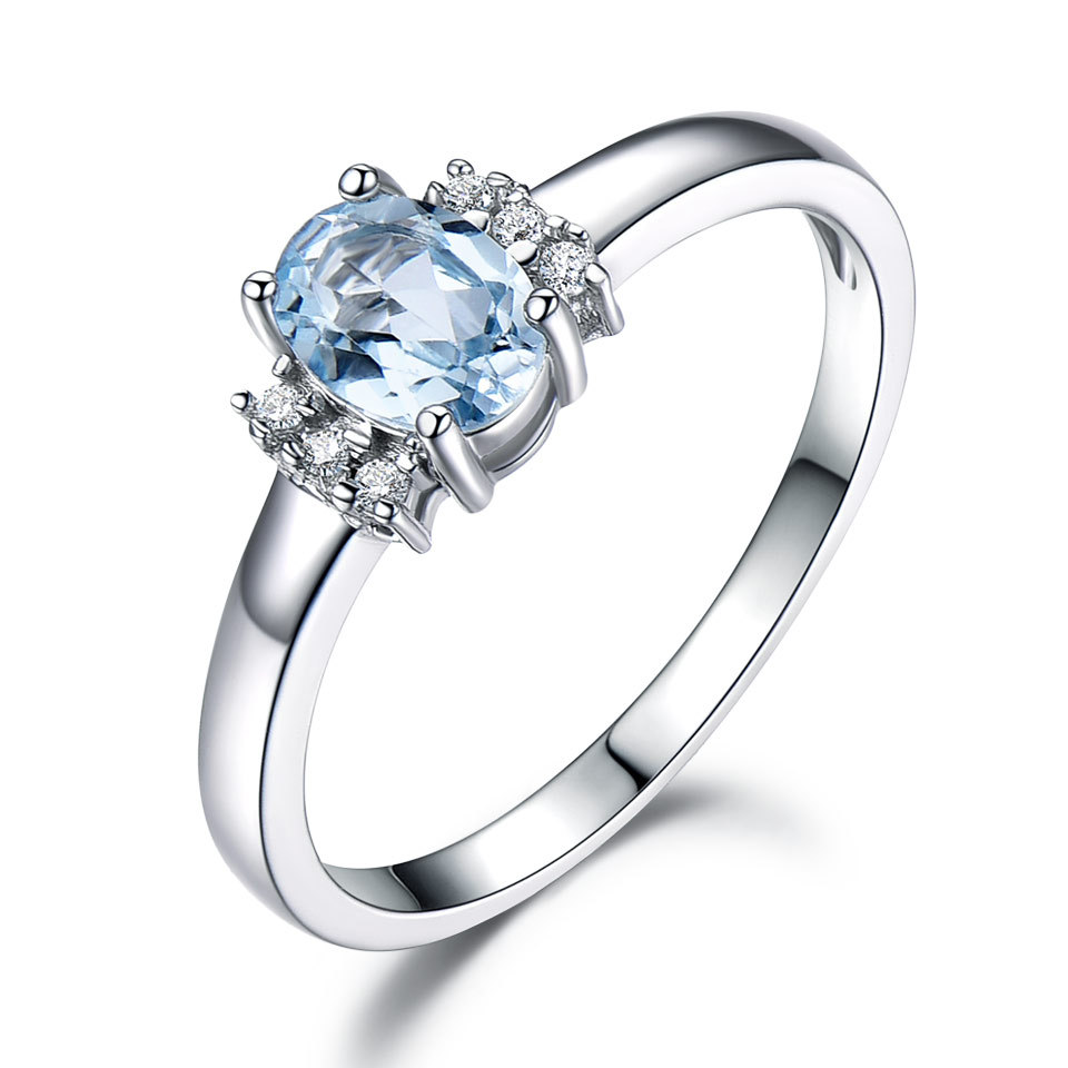 925 Sterling Silver Oval Blue Topaz Ring 1