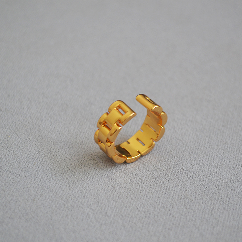 Brass Chain Ring Image 4