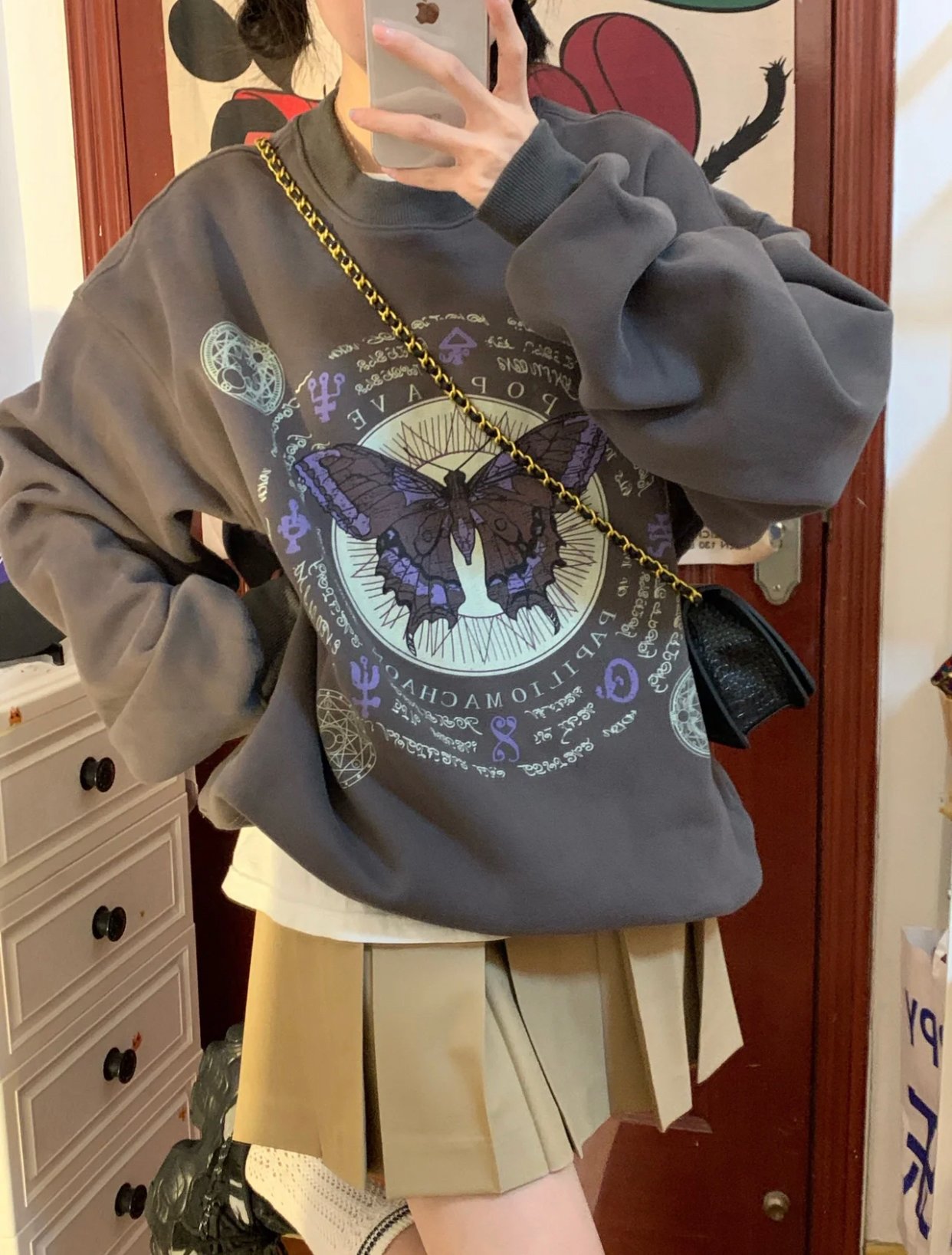 Women's Retro Chic Sweater 4