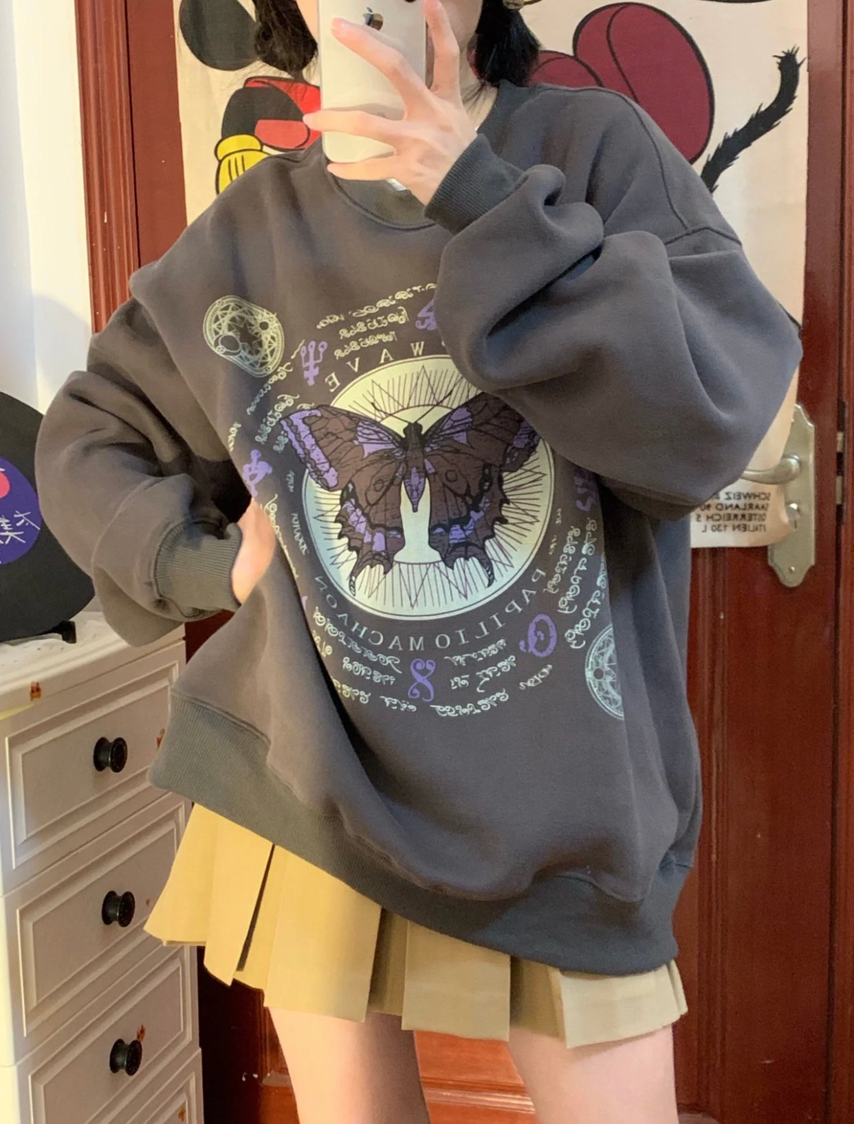 Women's Retro Chic Sweater 6