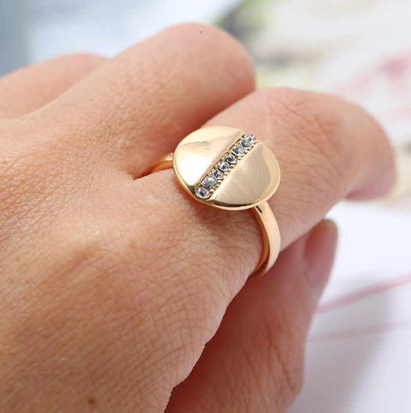 Simple Gold Plated Diamond-studded Ring Image 1