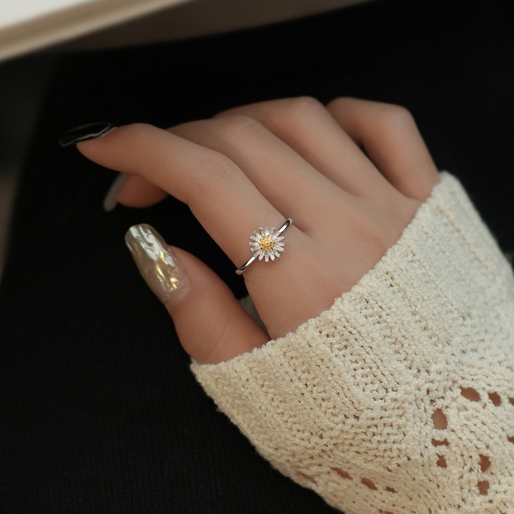 Daisy Ring Image 2