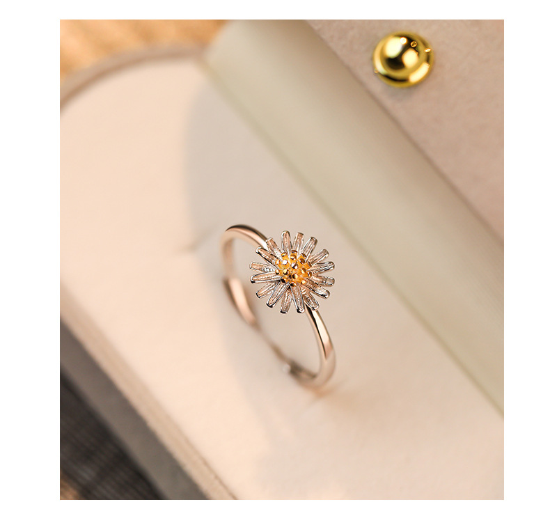 Daisy Ring Image 3