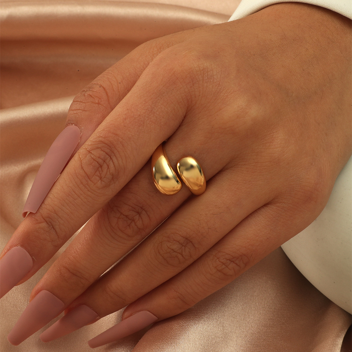 Cross Ring Gold