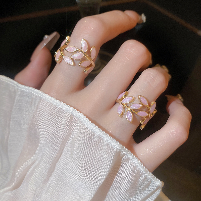 Korean Oil Dripping Leaf Ring Details 3