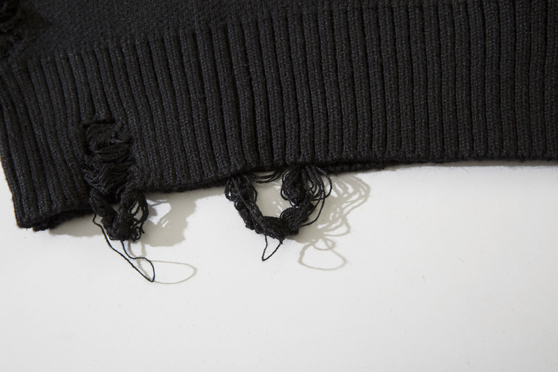 Sweater Image 9
